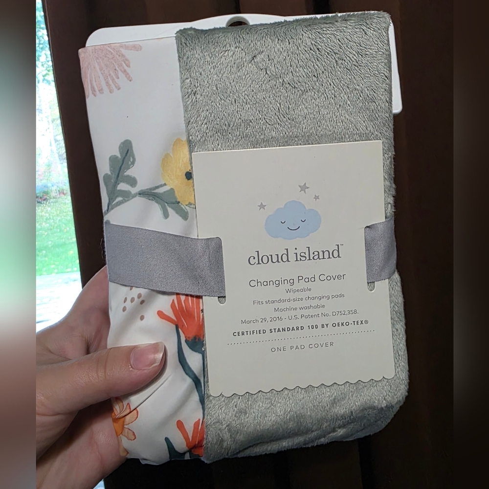 Cloud Island Floral and Gray Changing Pad Cover